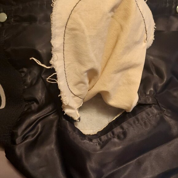 LA/Oakland raiders satin jacket - Picture 5 of 11